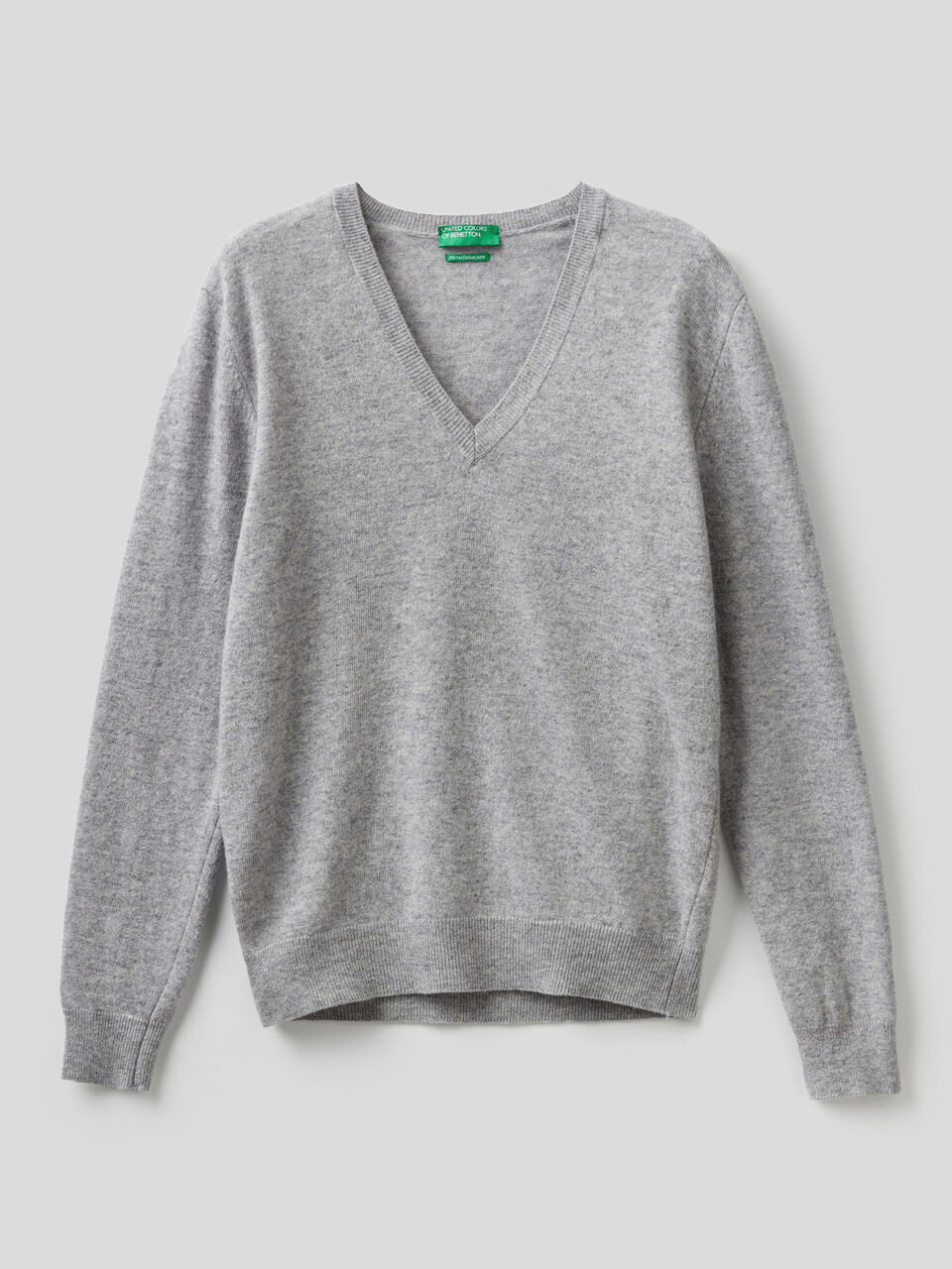 Pullover aus reiner Schurwolle mit V-Ausschnitt image number 1