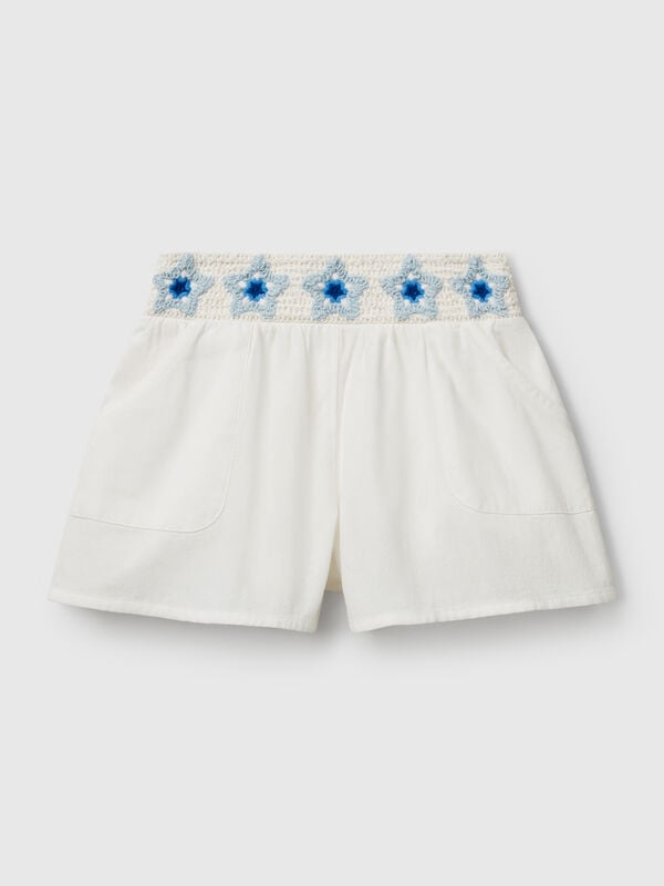 Kurze Hose mit Makramee-Blumen Mädchen