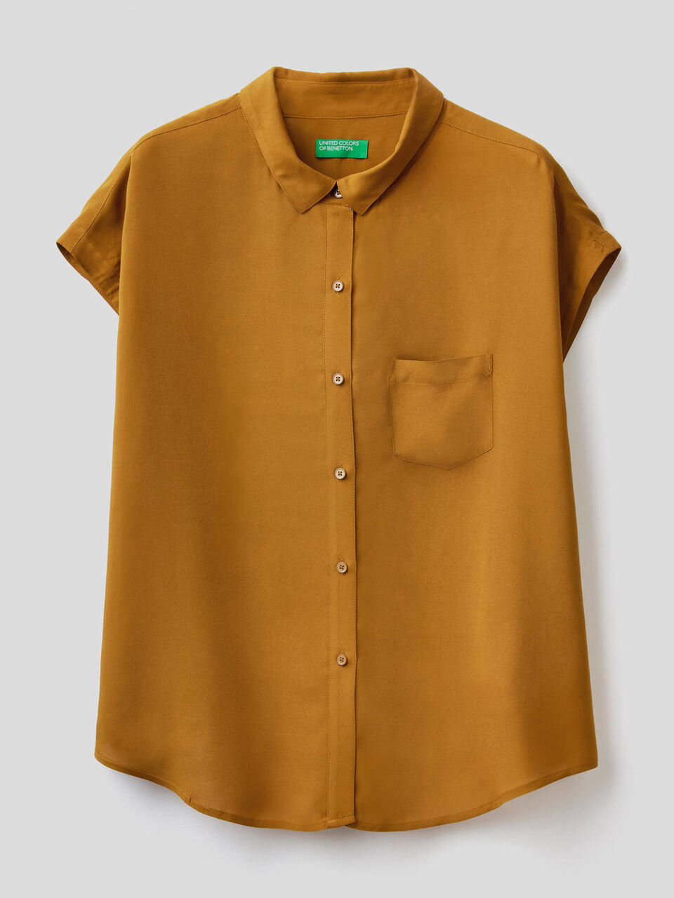 Fließende Bluse mit kurzen Ärmeln image number null