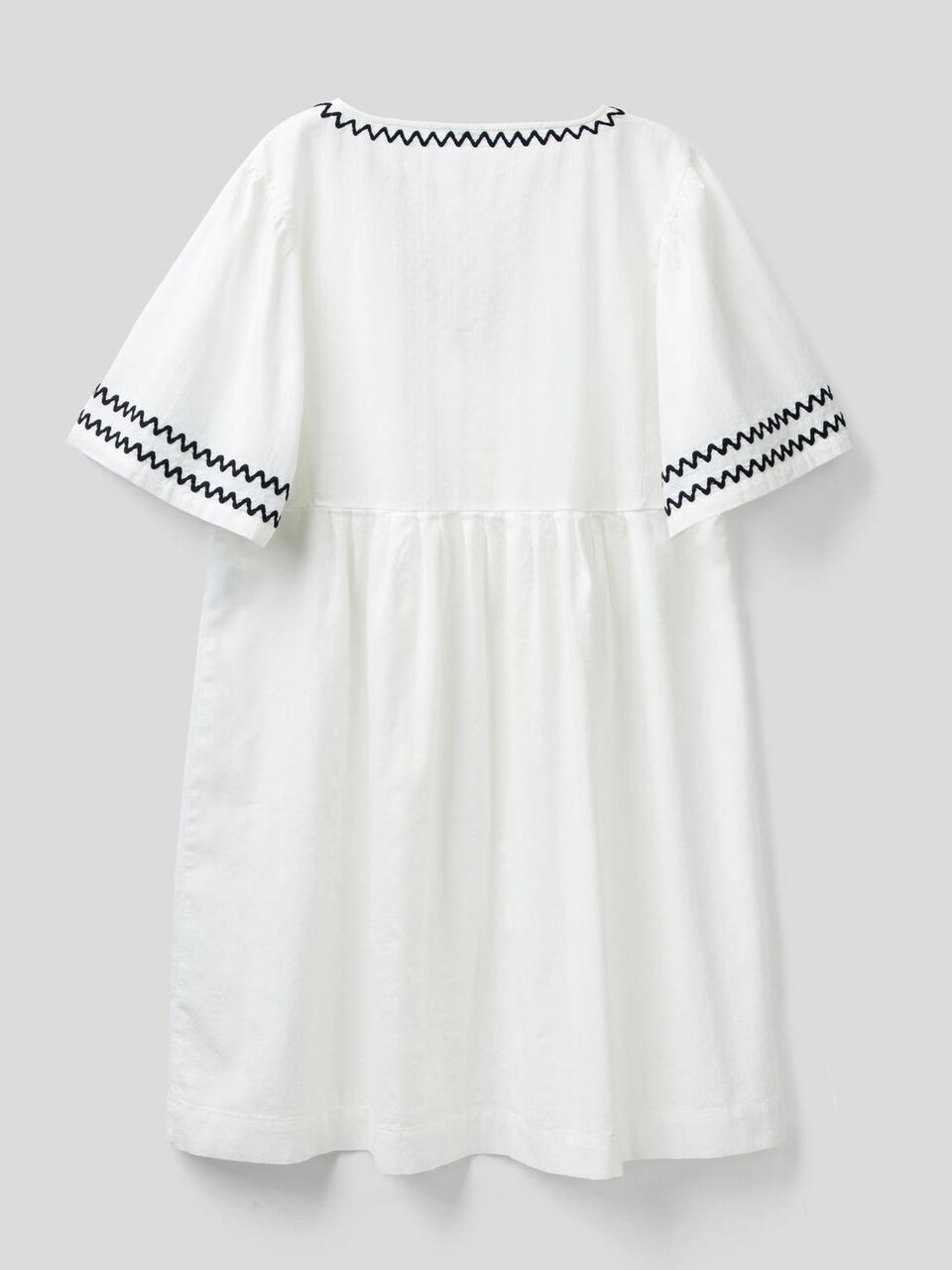 Leichtes Kleid aus reiner Baumwolle image number 2