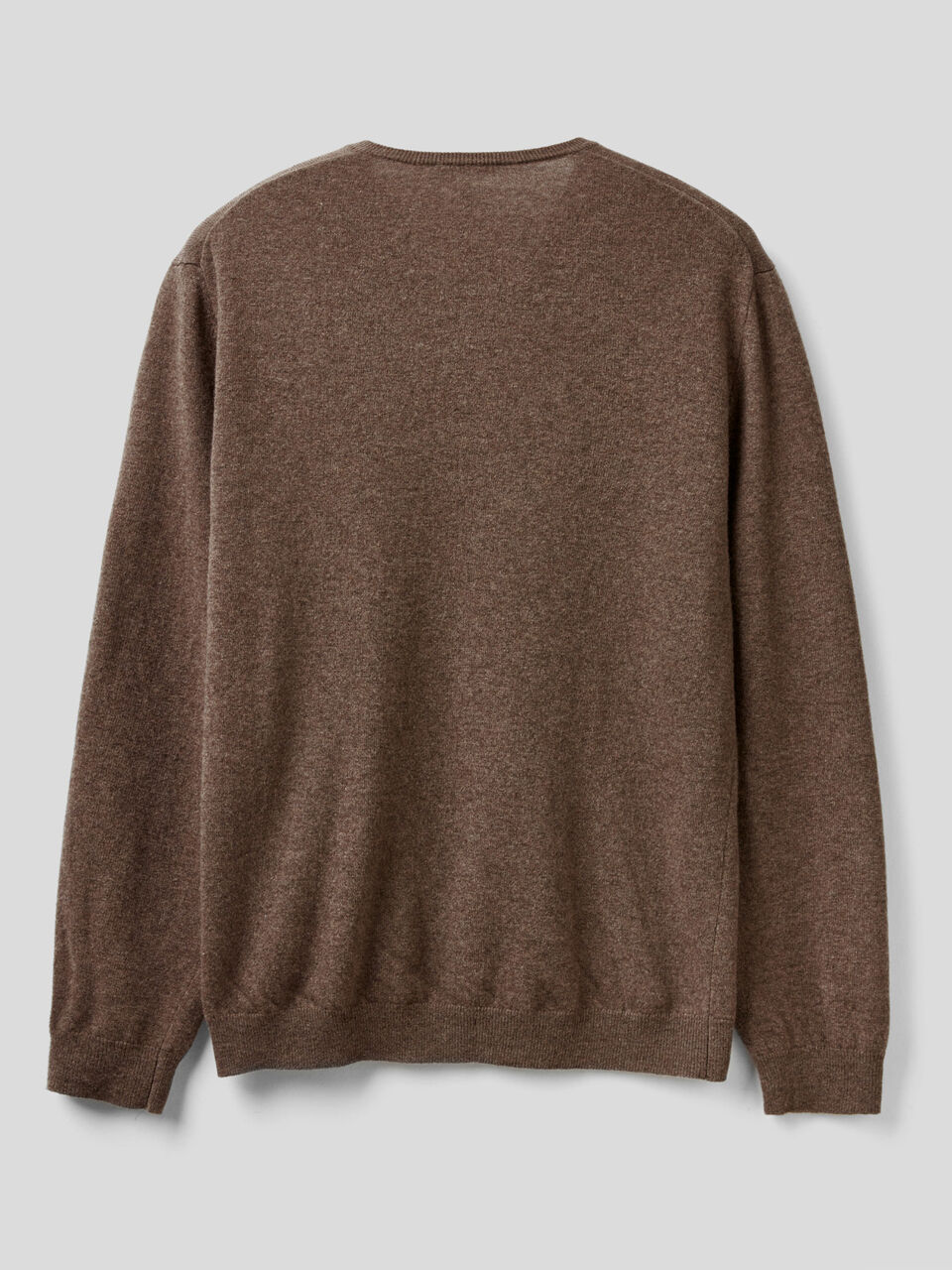 Pullover aus reiner Schurwolle mit V-Ausschnitt image number 2