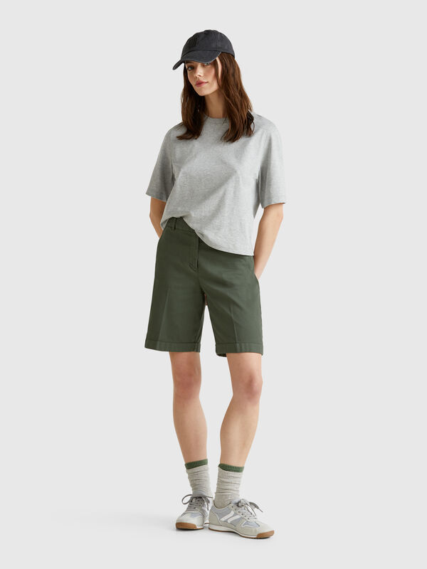 Bermudashorts mit Bündchen aus Stretch-Baumwolle Damen