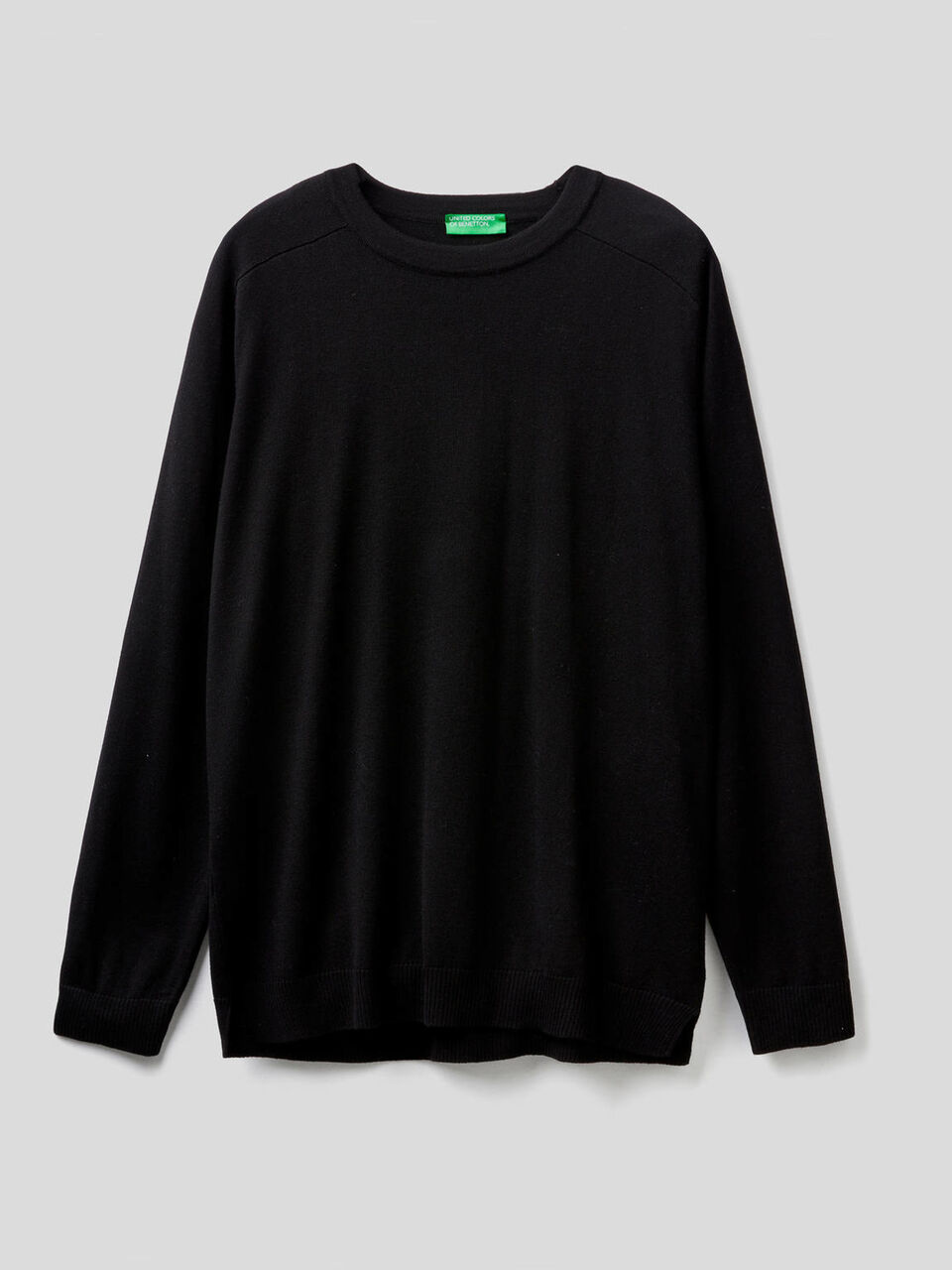 Einfarbiger Pullover mit Rundausschnitt image number 1