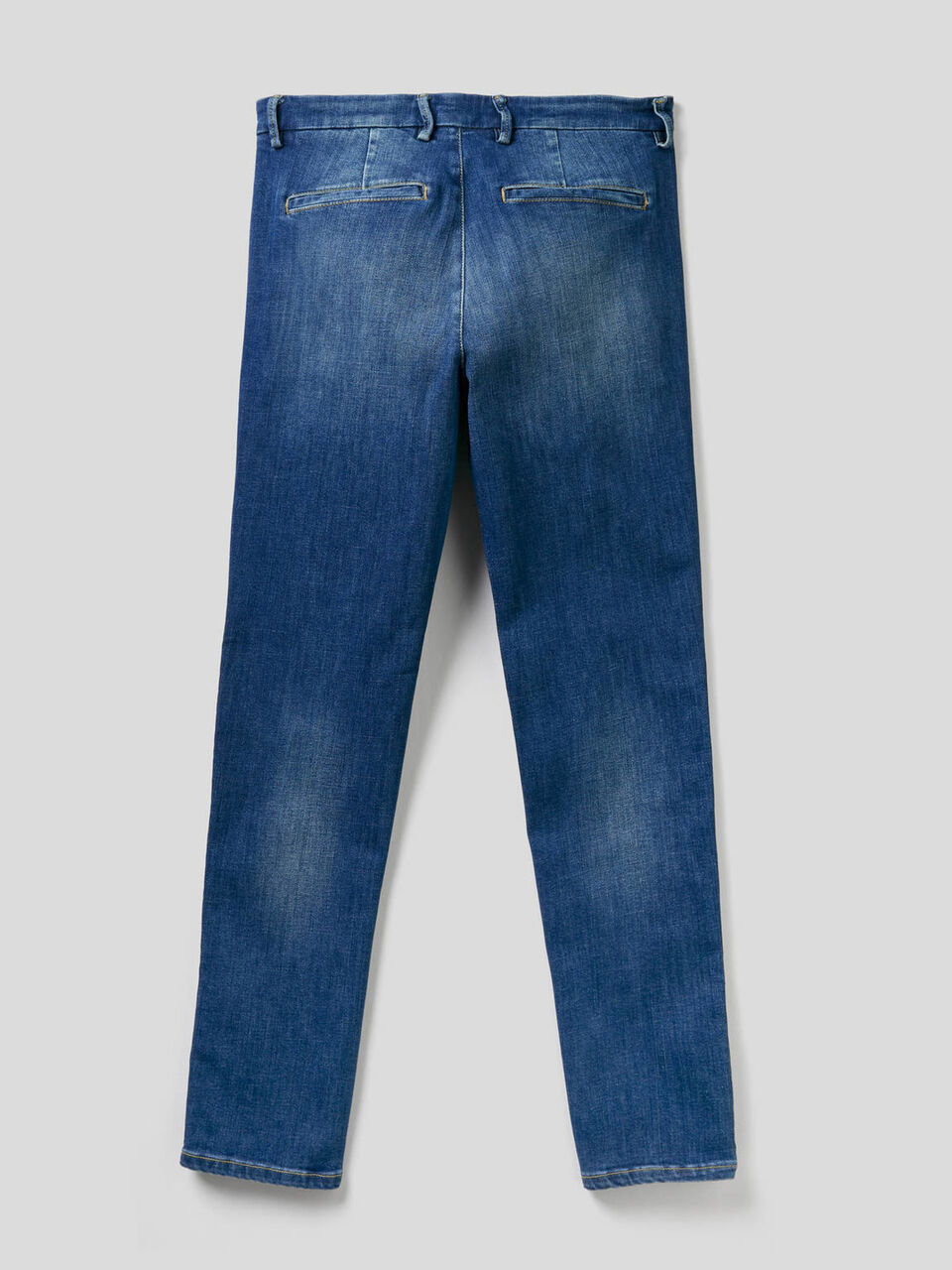 Slim-Fit-Chinos aus stretchigem Denim image number 2