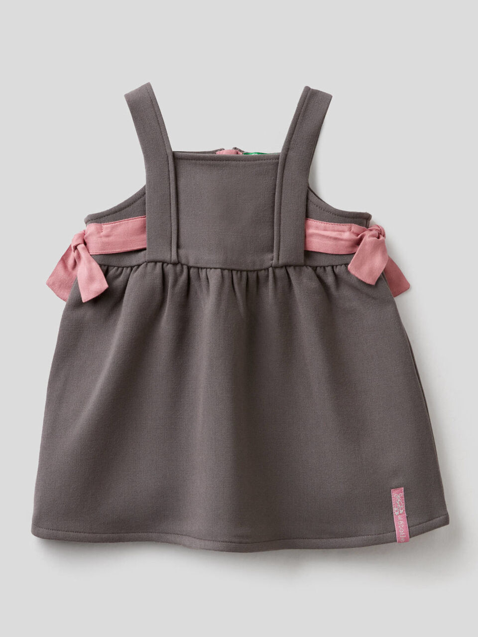 Latzkleid mit Maschen image number 1