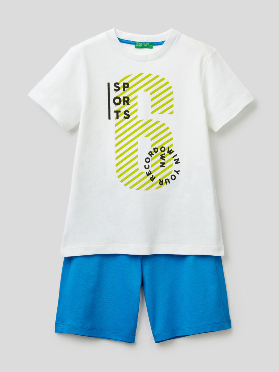 Set mit T-Shirt und Bermuda image number 1