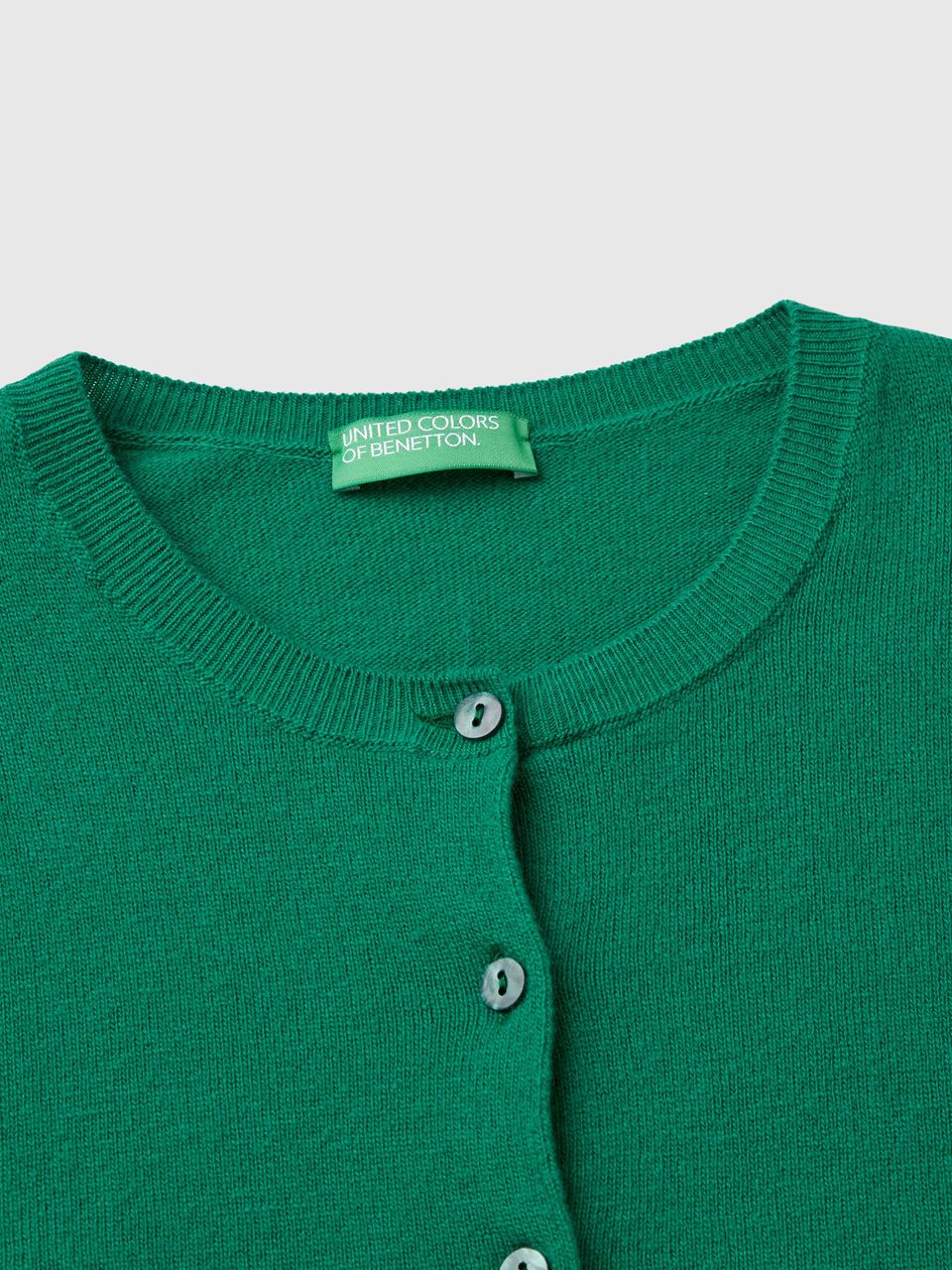 Rundausschnitt Benetton Strickjacke | Waldgrün Merinowolle aus - mit Grün in reiner