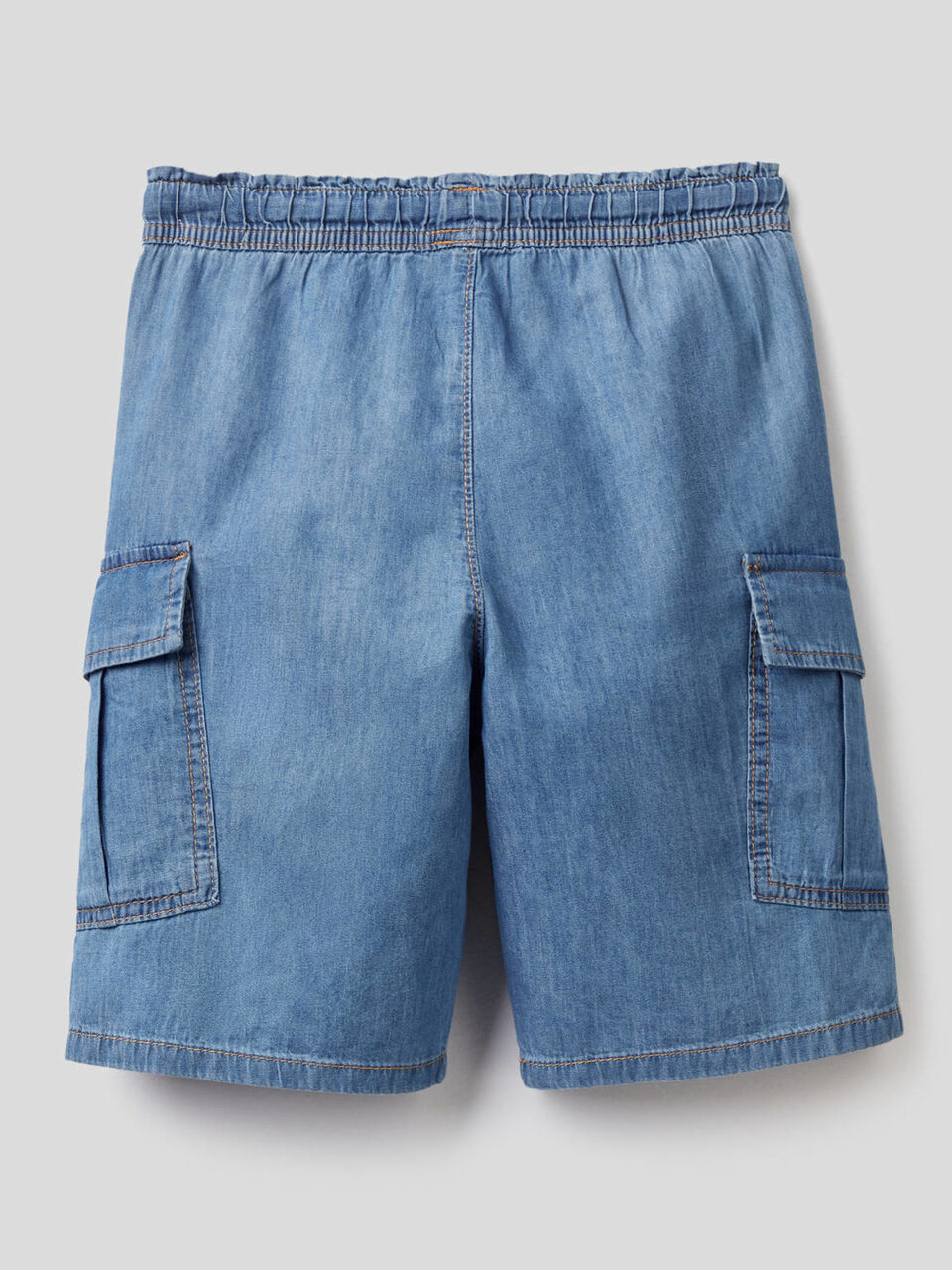 Cargo-Bermuda aus Chambray in Baumwolle image number 2