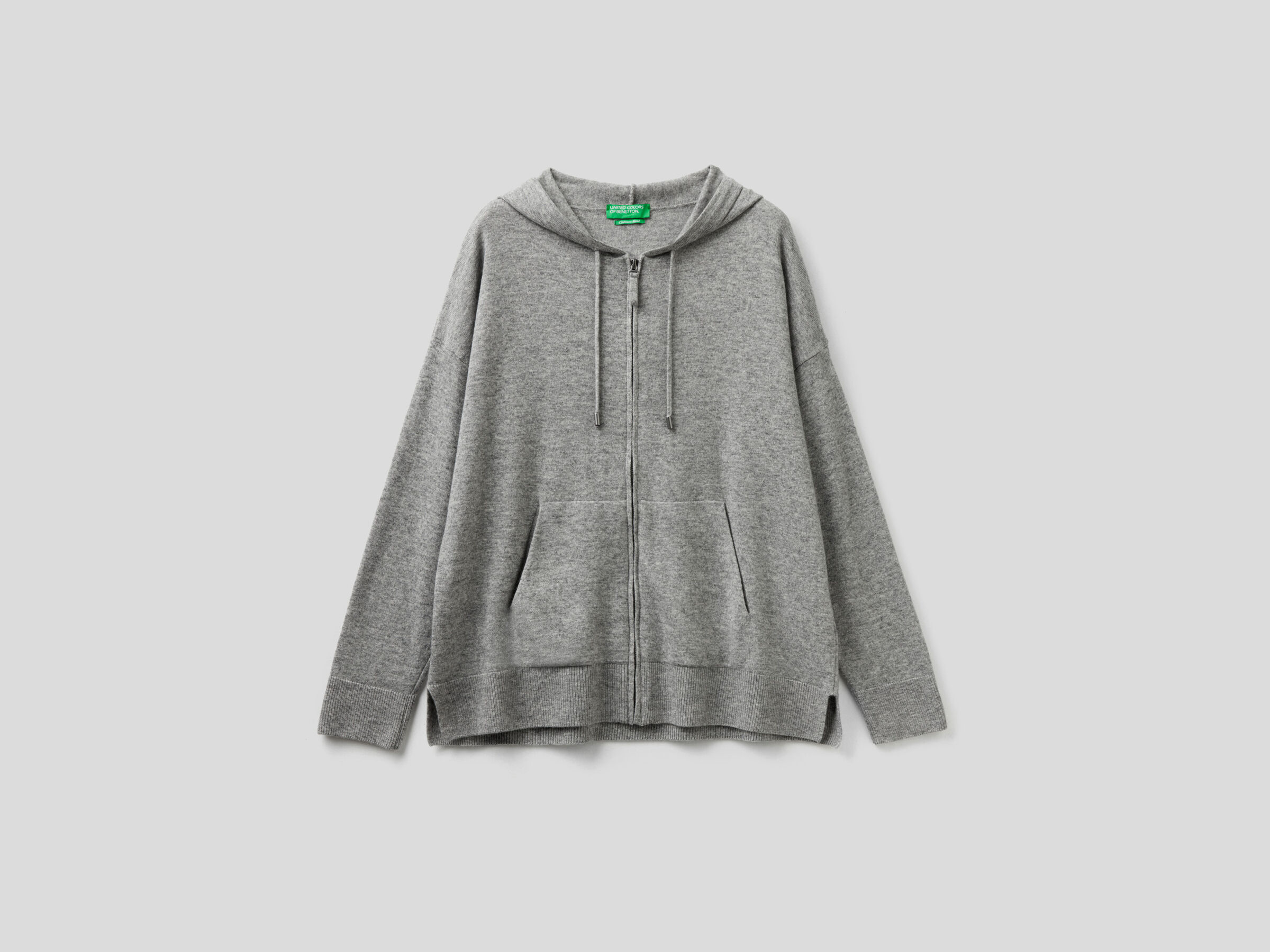 Pullover aus einer Cashmeremischung mit Kapuze image number 5