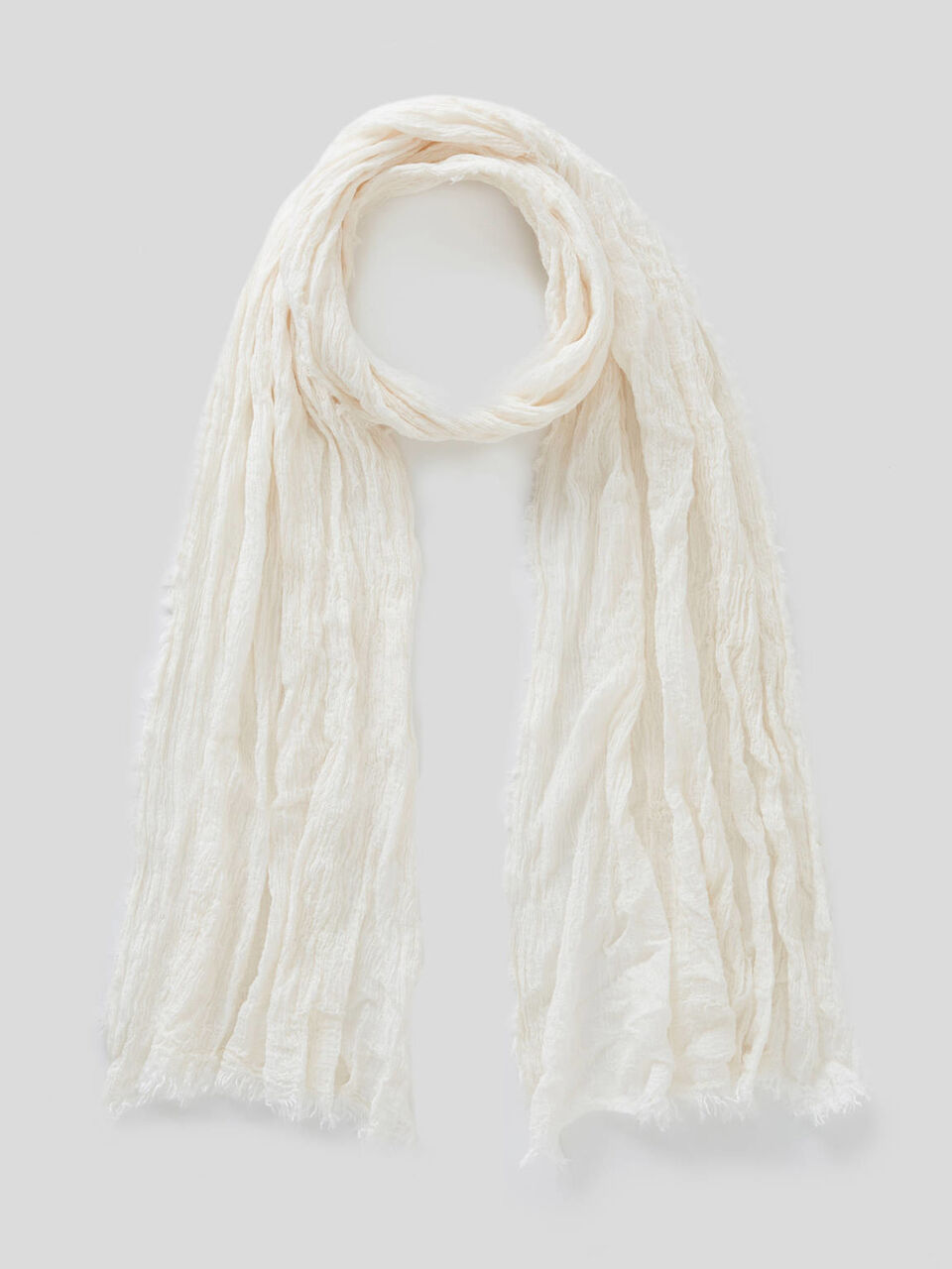 Schal mit Knitter-Effekt image number 1