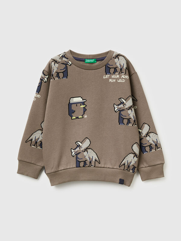 Sweatshirt mit normaler Passform und Aufdruck Jungen