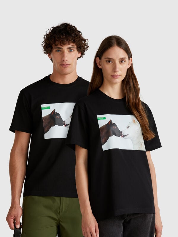 T-Shirt mit Oliviero Toscani-Fotodruck