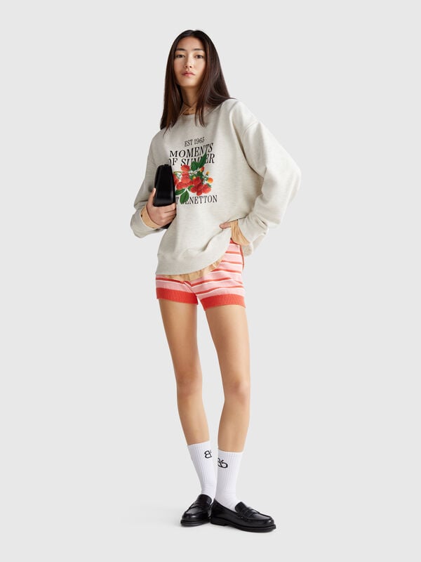 Gestreifte Strickshorts Damen