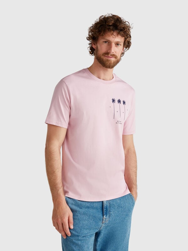 Pastellrosa T-Shirt mit Grafik Herren