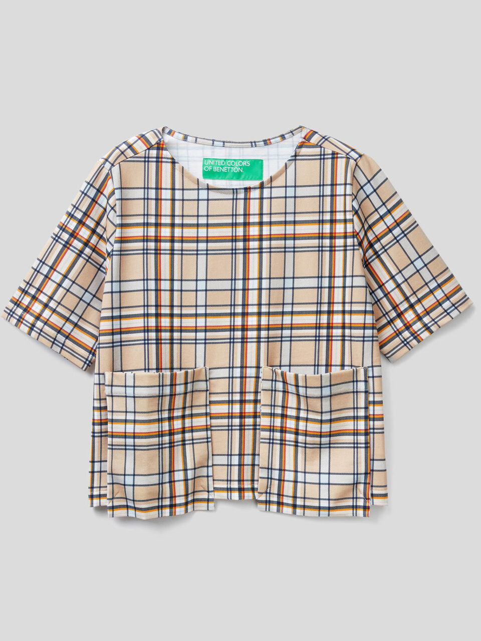 T-Shirt mit Muster und Maxi-Tasche image number 1