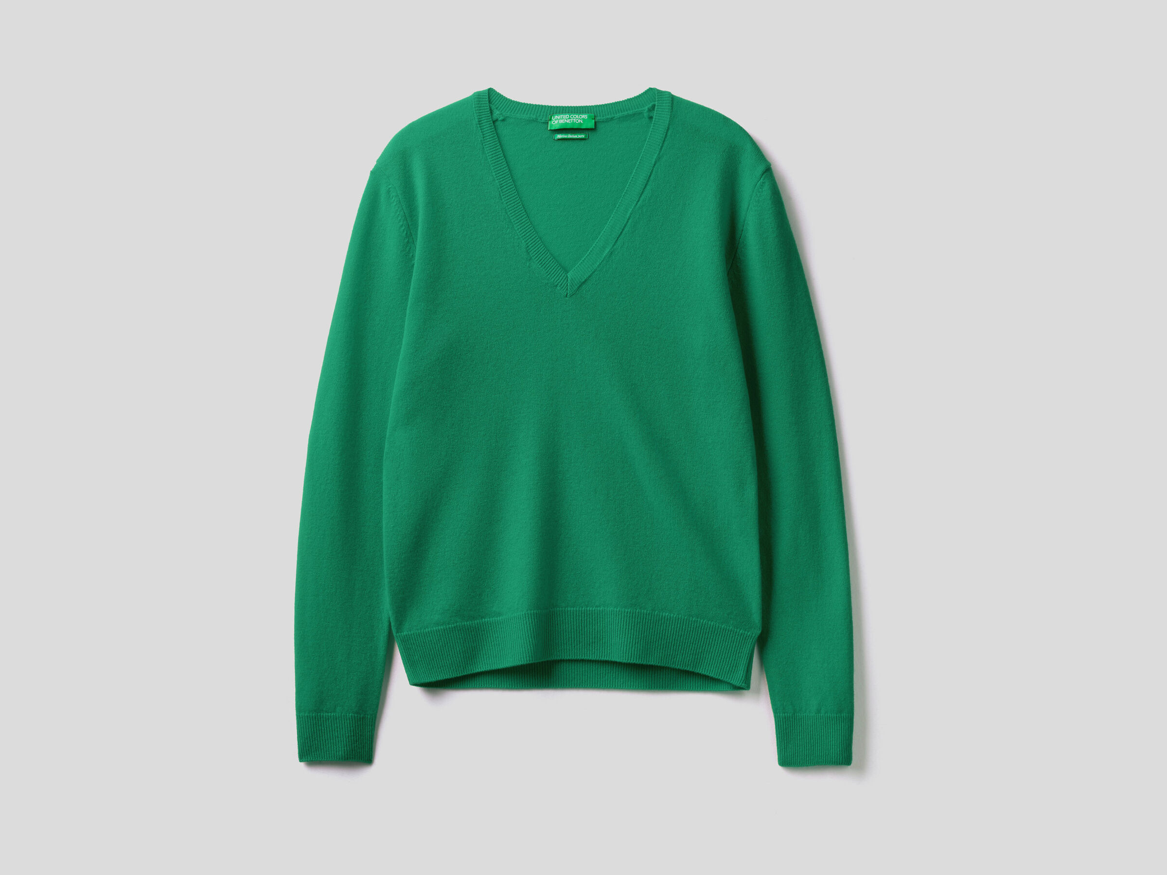 Pullover aus reiner Schurwolle mit V-Ausschnitt image number 5