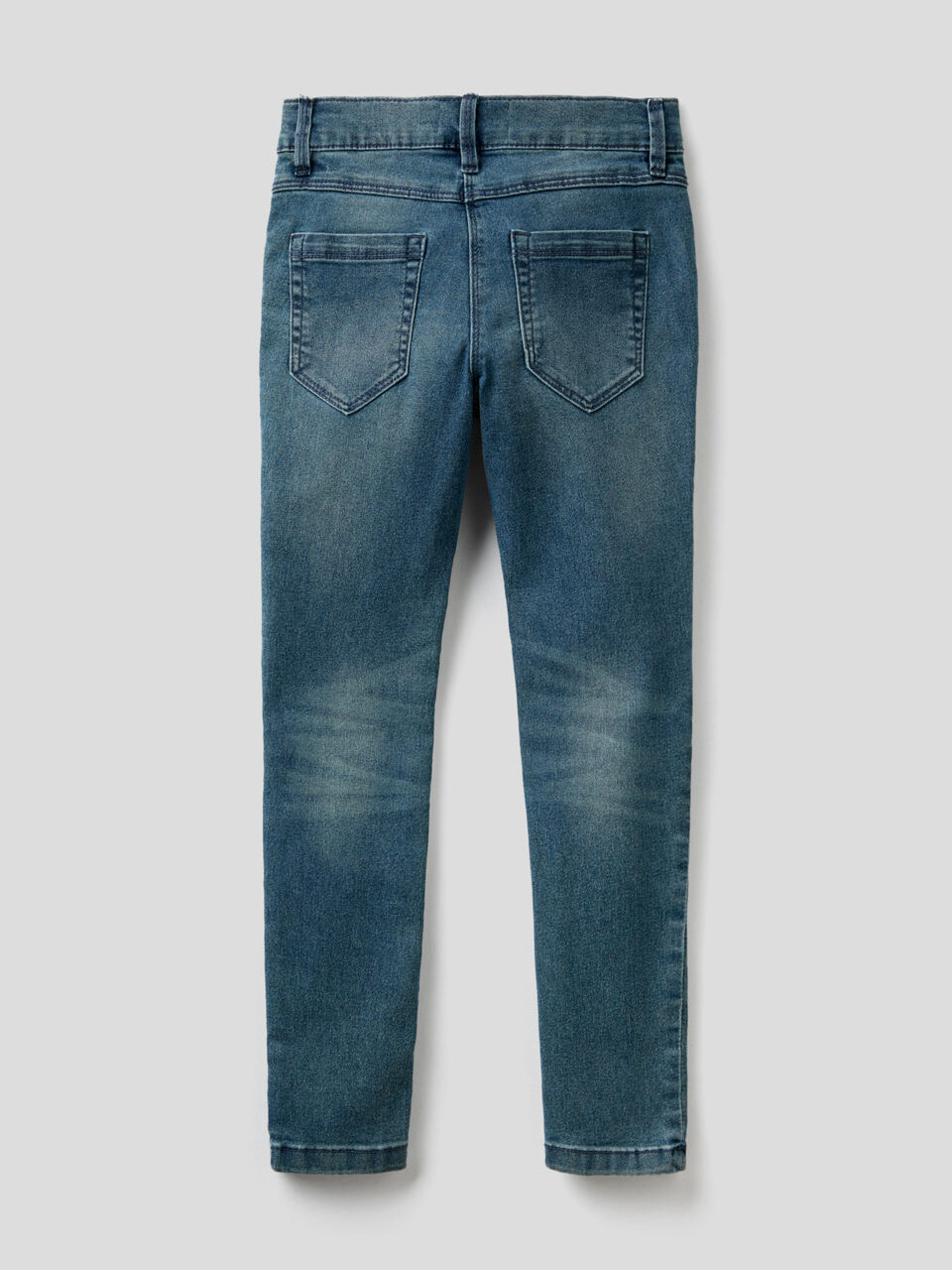 Skinny-Fit-Jeans im Used-Effekt image number 2
