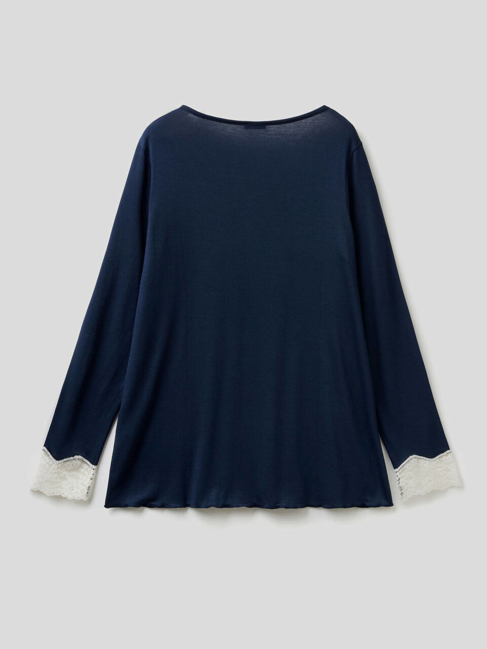 Shirt mit Detail in Spitze image number 2