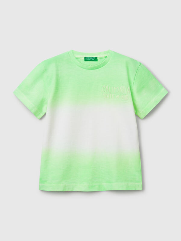 Dip-Dye-T-Shirt mit Stickerei Jungen