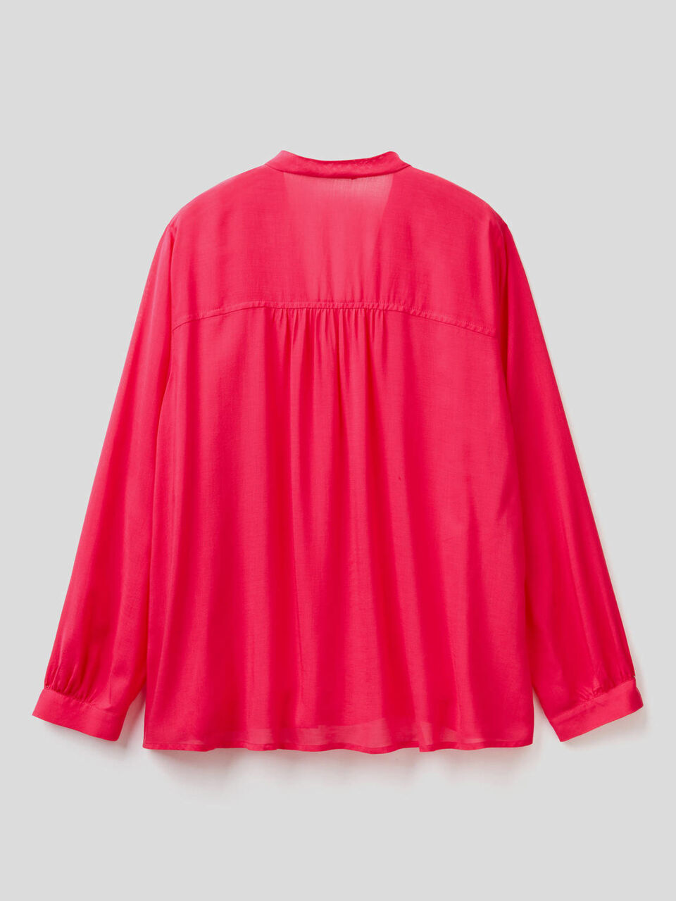 Leichte Bluse aus einer Viskosemischung image number 2