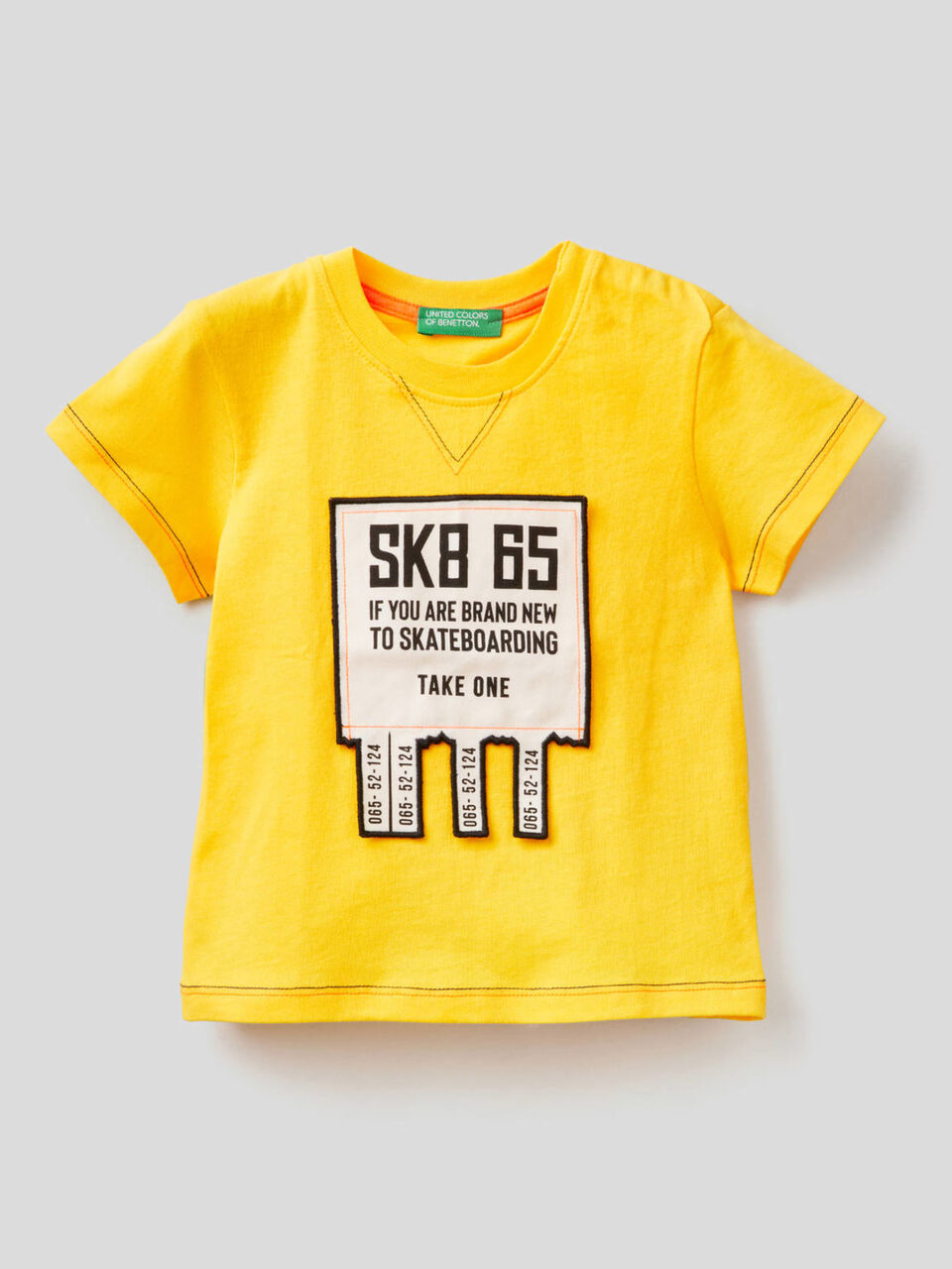 T-Shirt mit 3D-Applikation image number 1