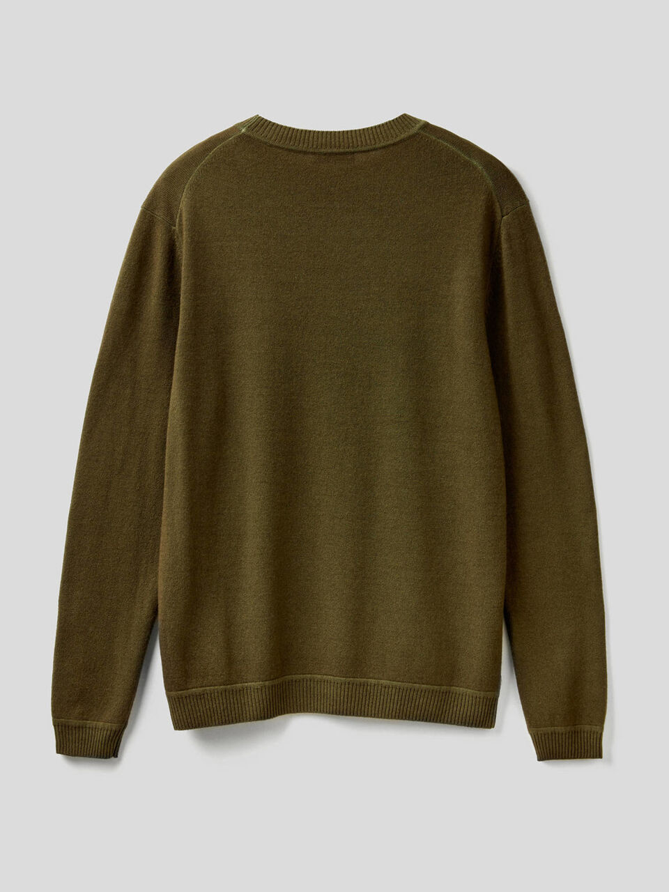 Pullover aus einer Wollmischung mit Rundausschnitt image number 2