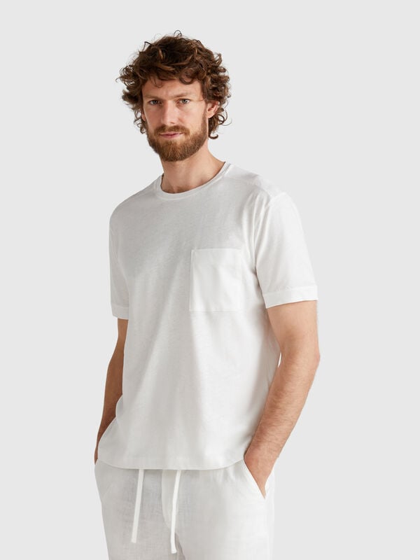 T-Shirt aus Leinenmischung mit Tasche Herren