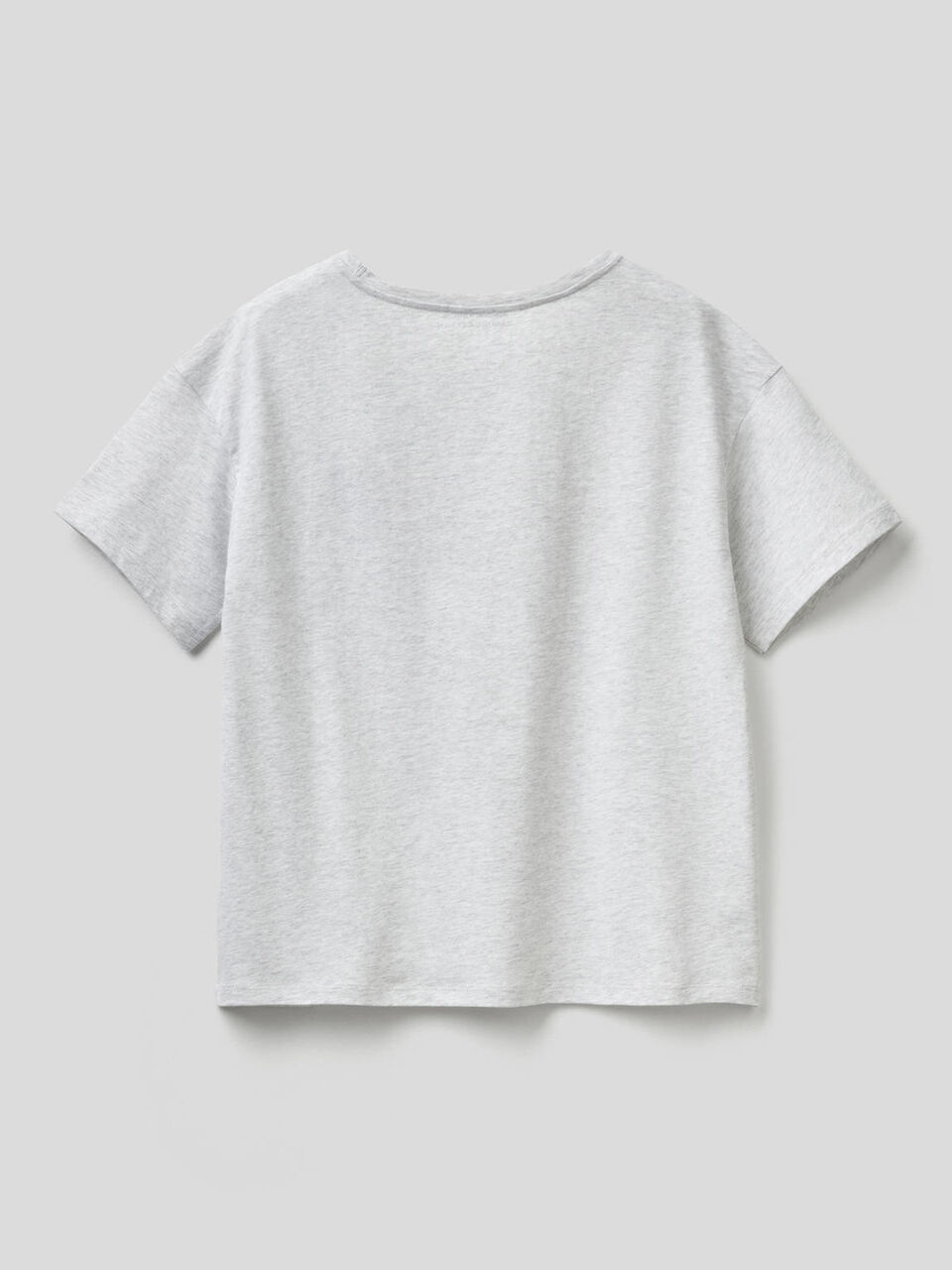 T-Shirt aus reiner Baumwolle mit kleiner Tasche image number 2