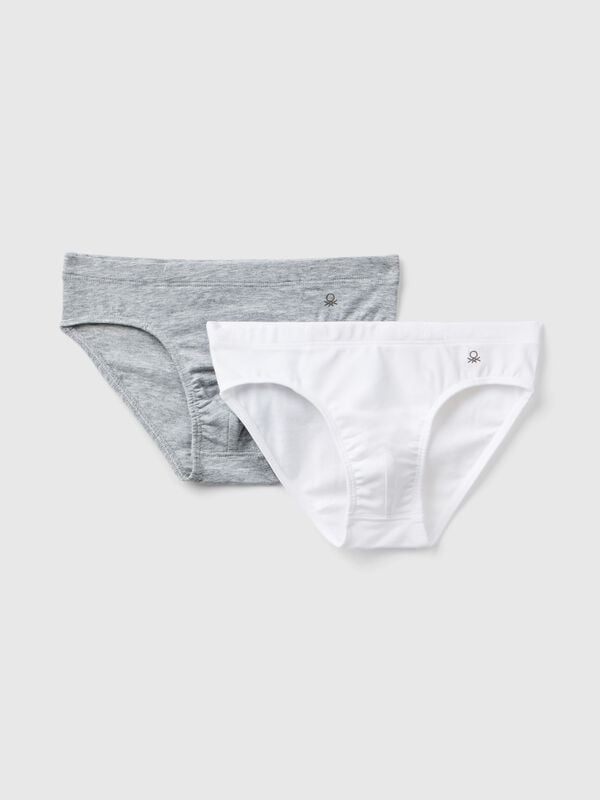 Zwei elastische Baumwoll-Slips Jungen