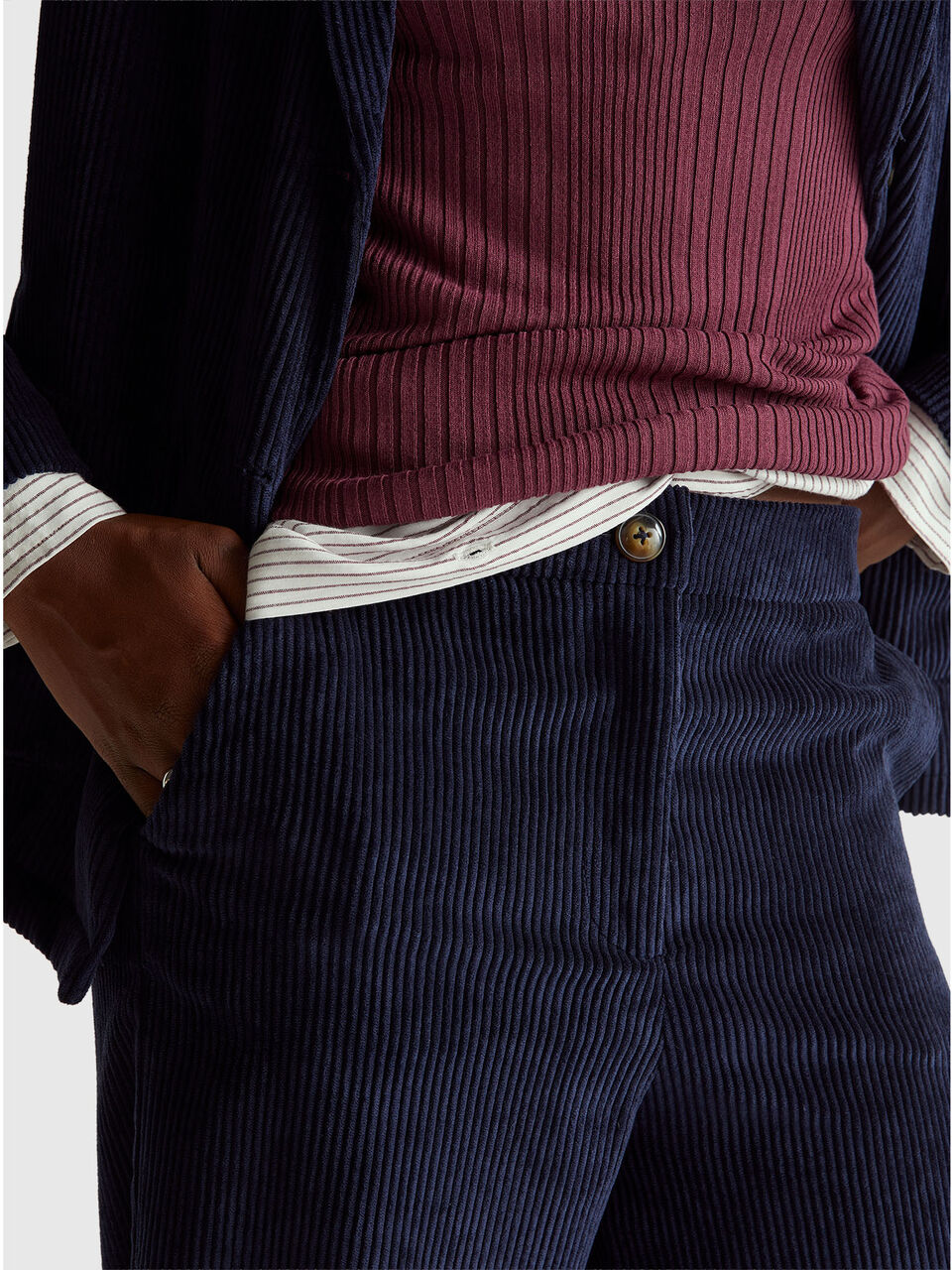 TROUSERS Damen image number null