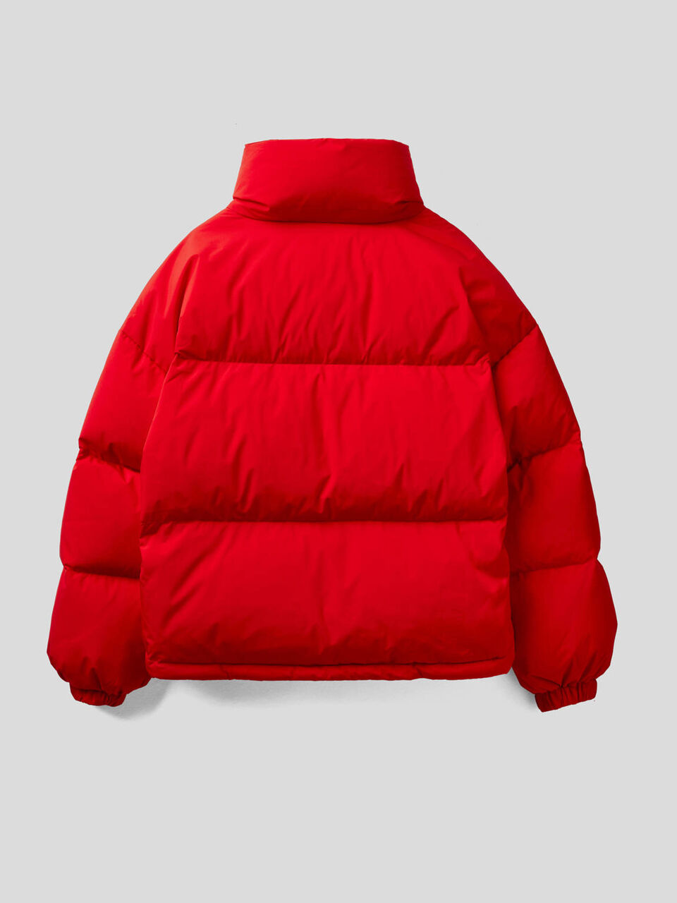 Kurze Daunenjacke mit hohem Kragen image number 2