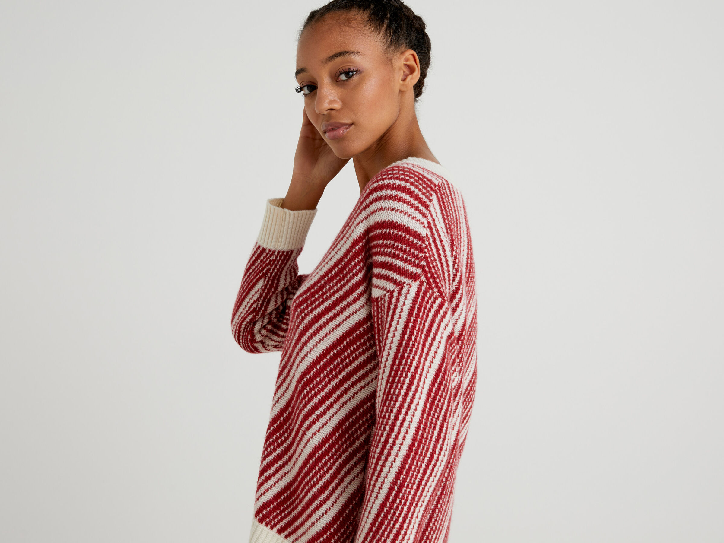 Jacquard-Pullover mit V-Ausschnitt image number 3