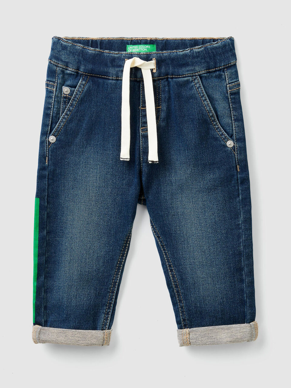 Stretchige Jeans mit Tunnelzug image number 1