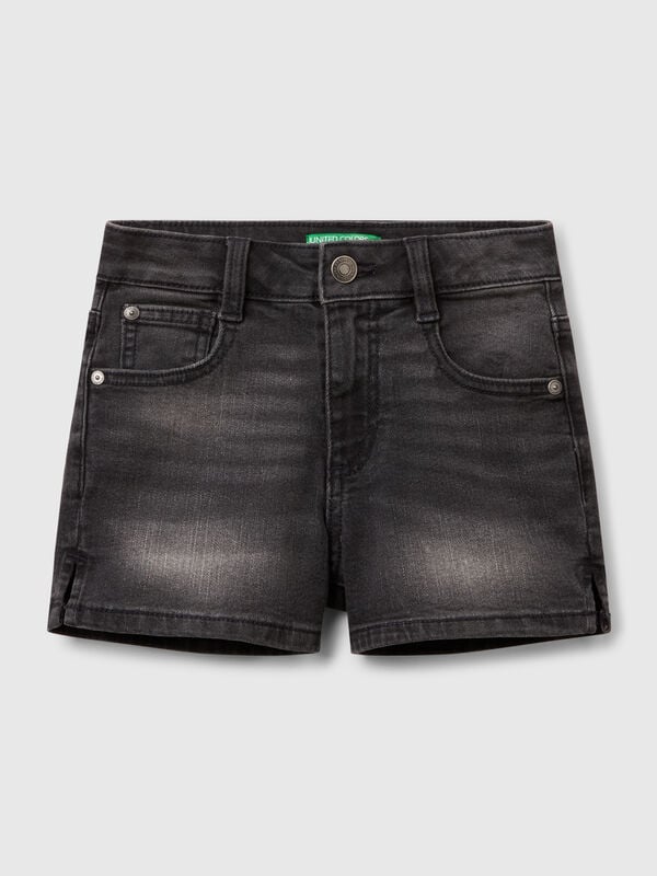 Kurze Jeanshose Mädchen
