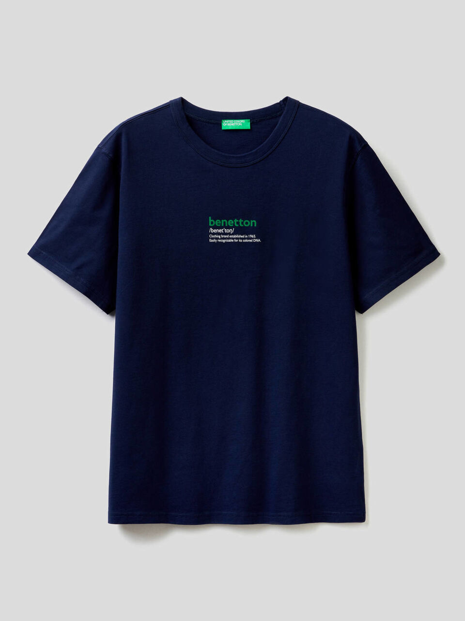 Dunkelblaues T-Shirt aus 100% Baumwolle mit Print image number 1