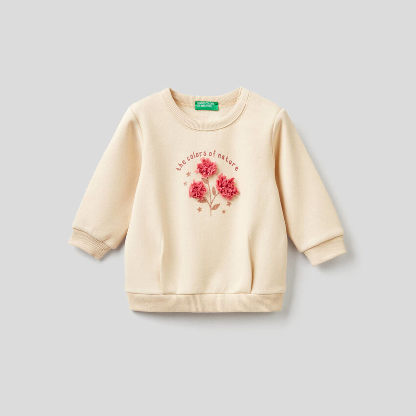 Sweatshirt mit Blütenblatt-Applikationen