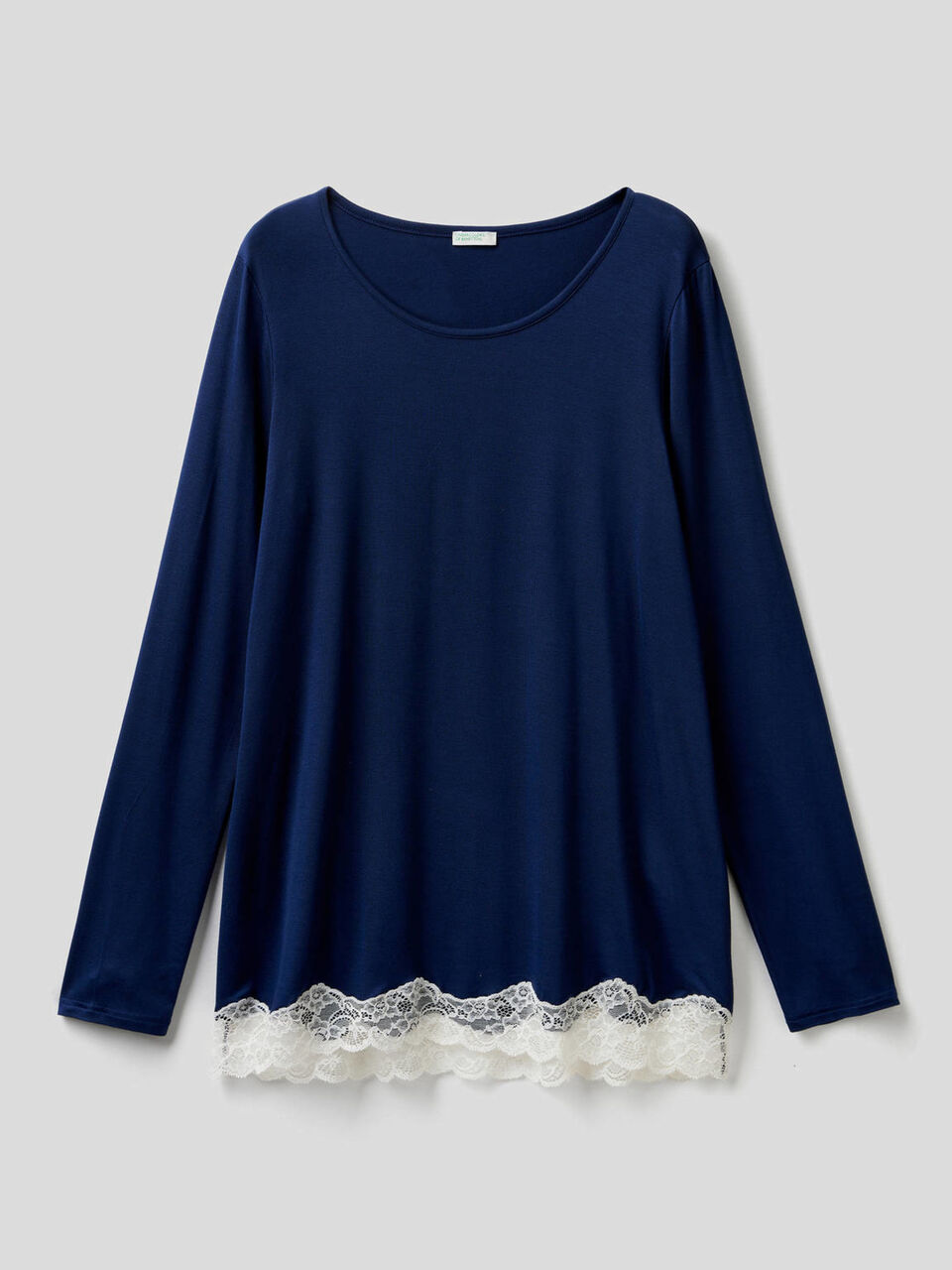 Shirt mit Detail in Spitze image number 1