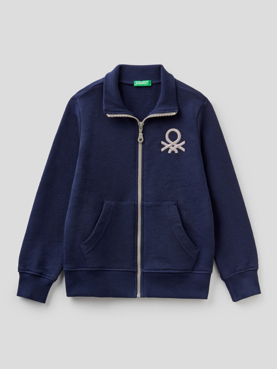 Sweatshirt mit Reißverschluss und aufgesticktem Logo image number 1