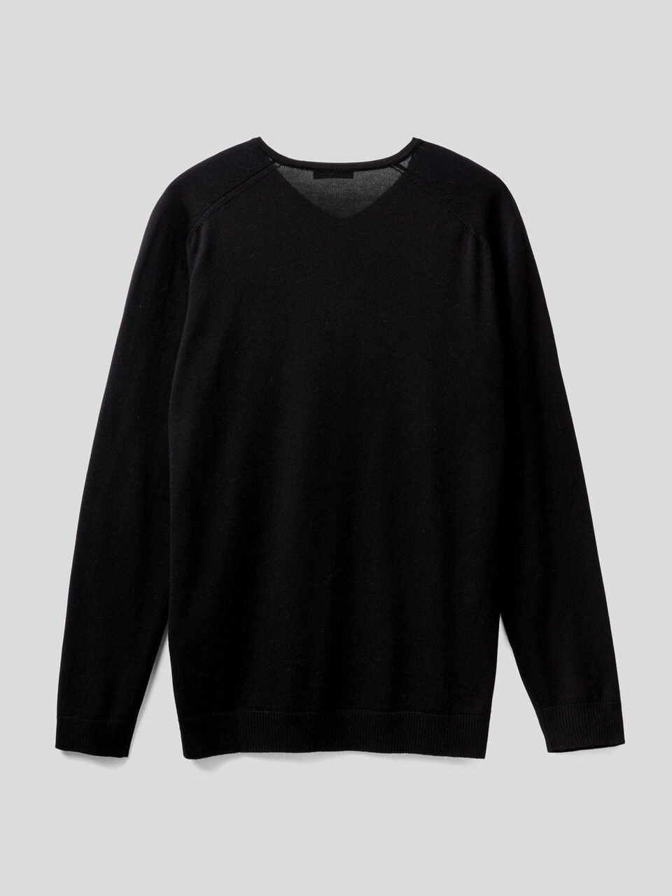 Pullover mit V-Ausschnitt image number 2