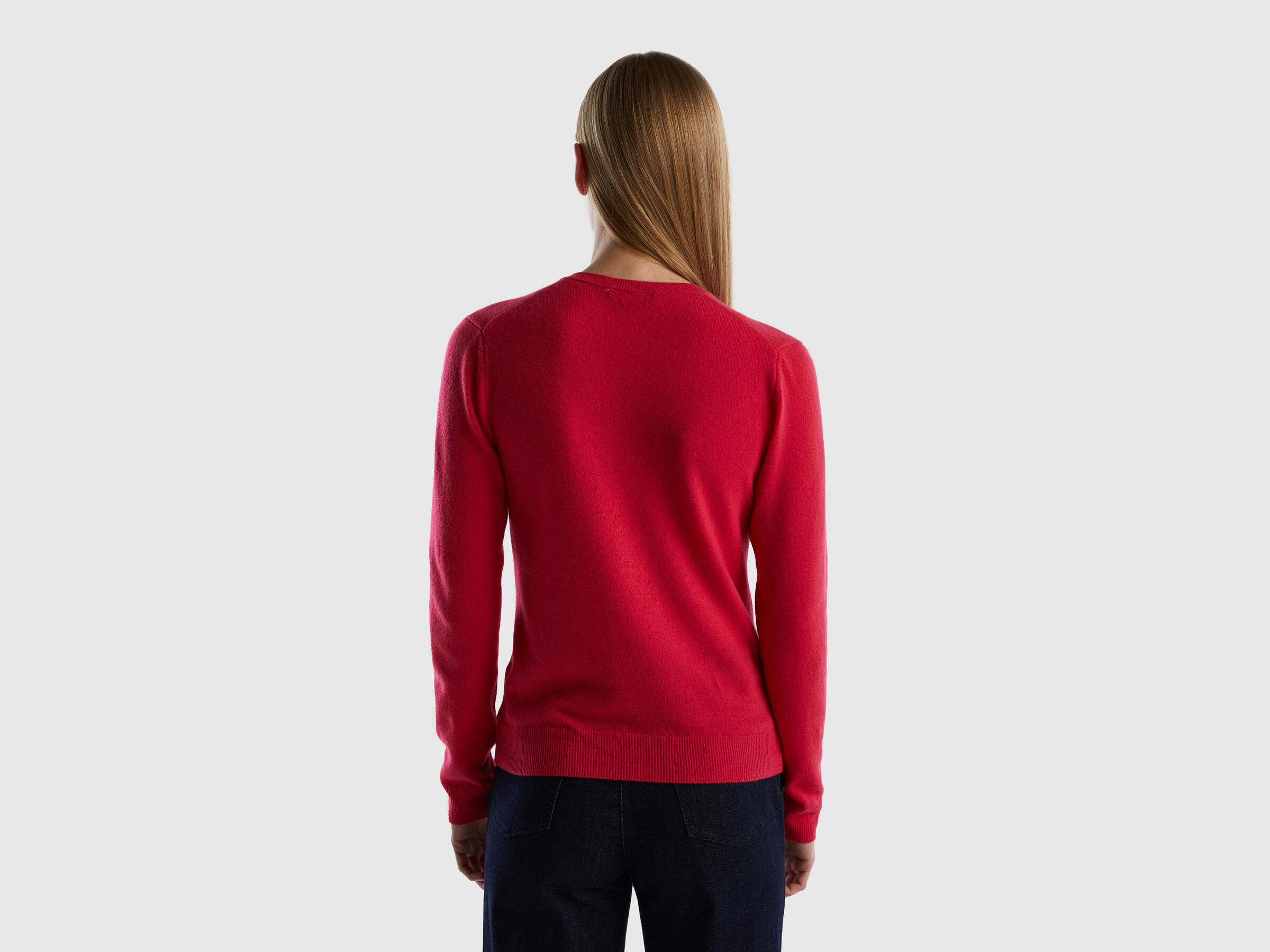 Pullover aus reiner Schurwolle mit V-Ausschnitt image number 2