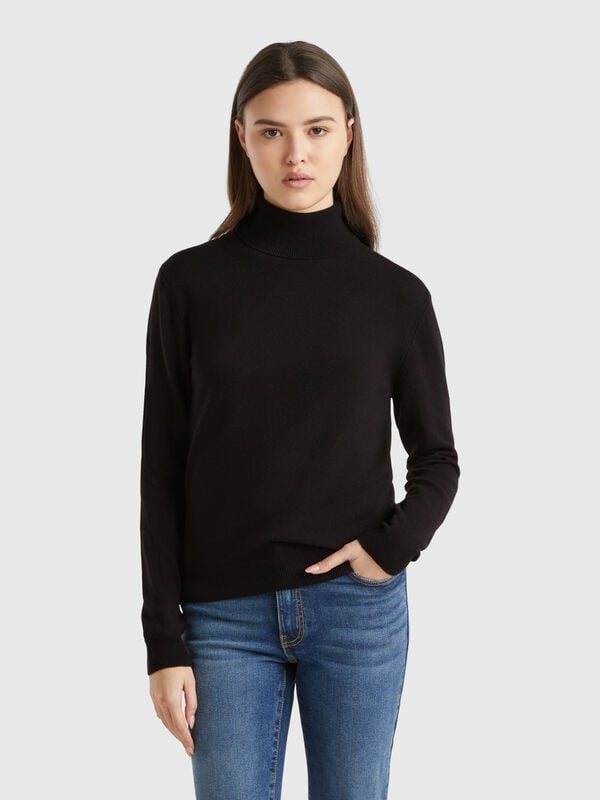 Rollkragenpullover in Schwarz aus reiner Merinowolle Damen