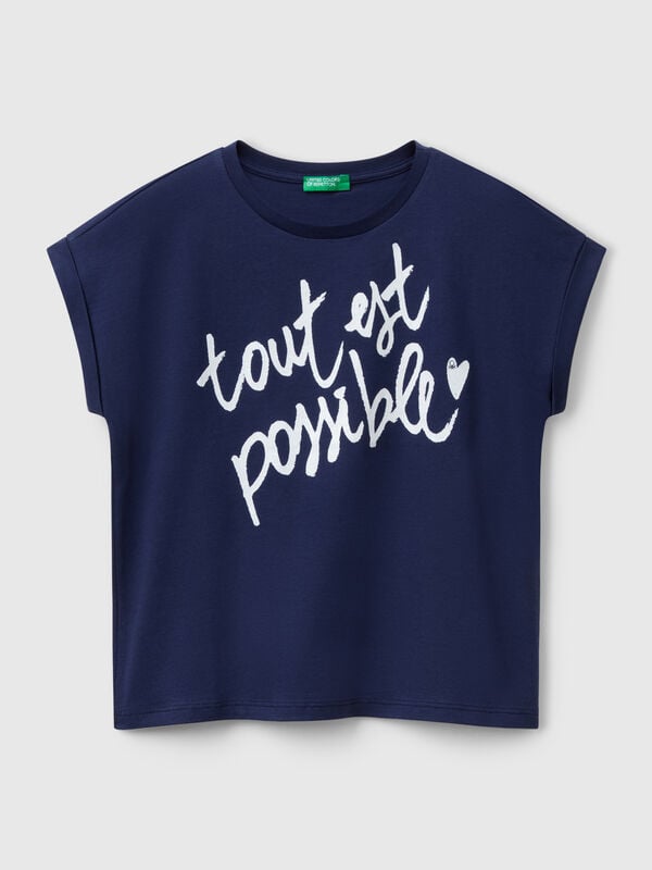 Kastenförmiges T-Shirt mit Aufdruck und Glitzer Mädchen
