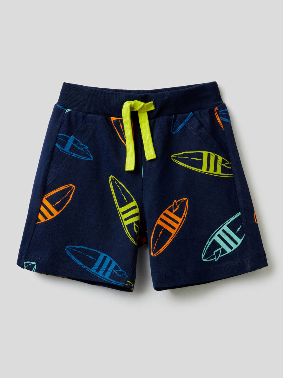 Bedruckte Shorts aus 100% Baumwolle image number 1