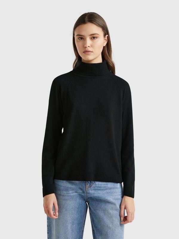 Rollkragenpullover aus Mischwolle und Cashmere in Schwarz Damen