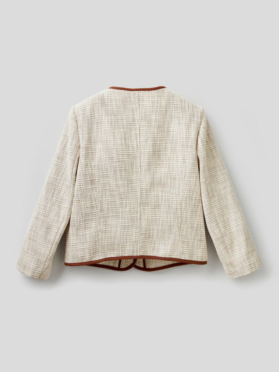Jacke mit Profilen in einer Kontrastfarbe image number 2
