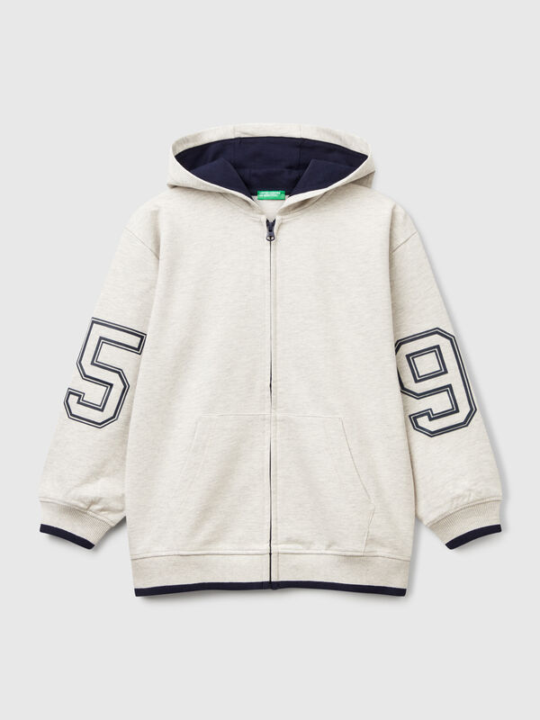 Sweatshirt mit gummiertem Aufdruck Jungen