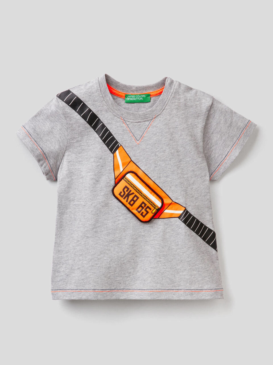 T-Shirt mit 3D-Applikation image number 1