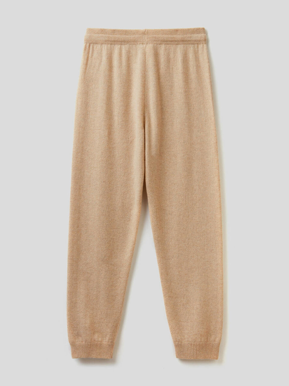 Sportliche Hose aus reinem Cashmere image number 2