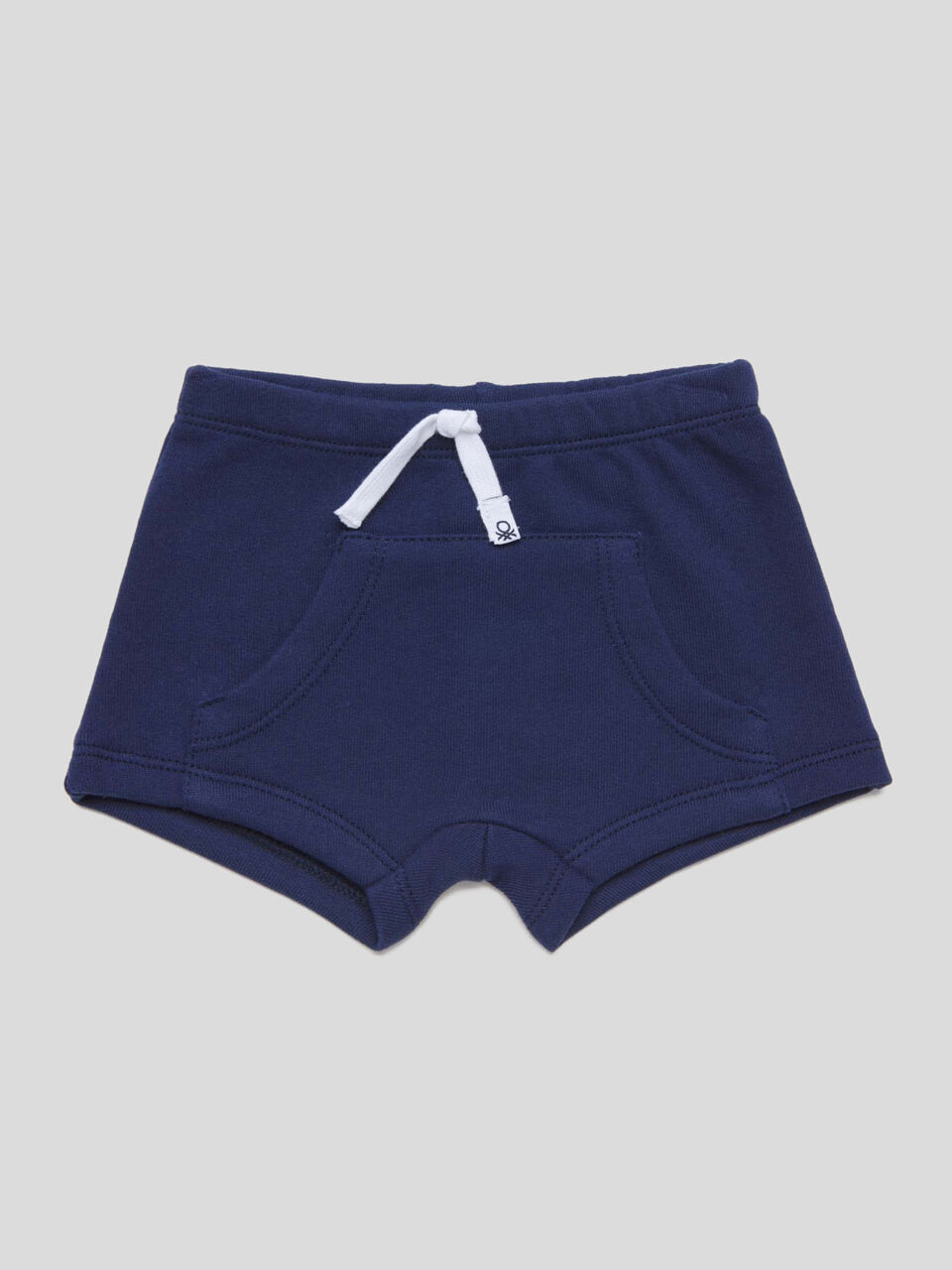 Shorts mit Maxi-Tasche image number 1