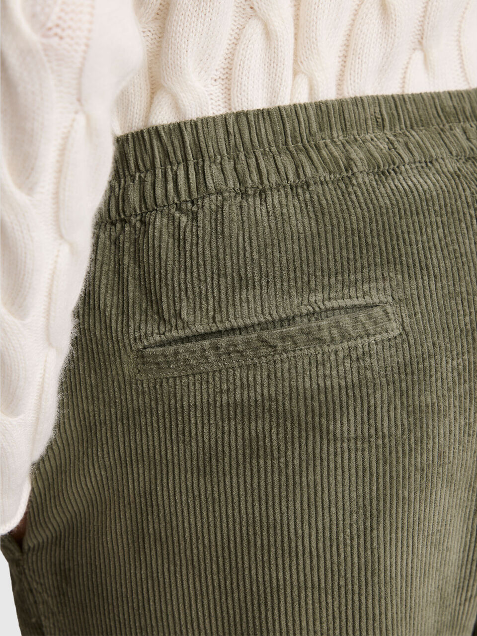 TROUSERS Damen image number null